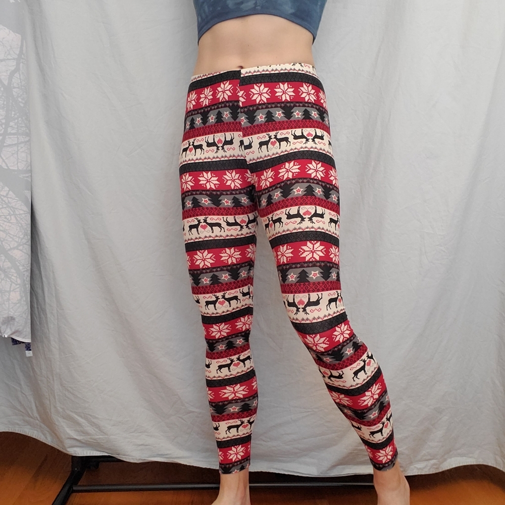 Modcloth 🎄 holiday winter sweater reindeer pattern leggings sz M
